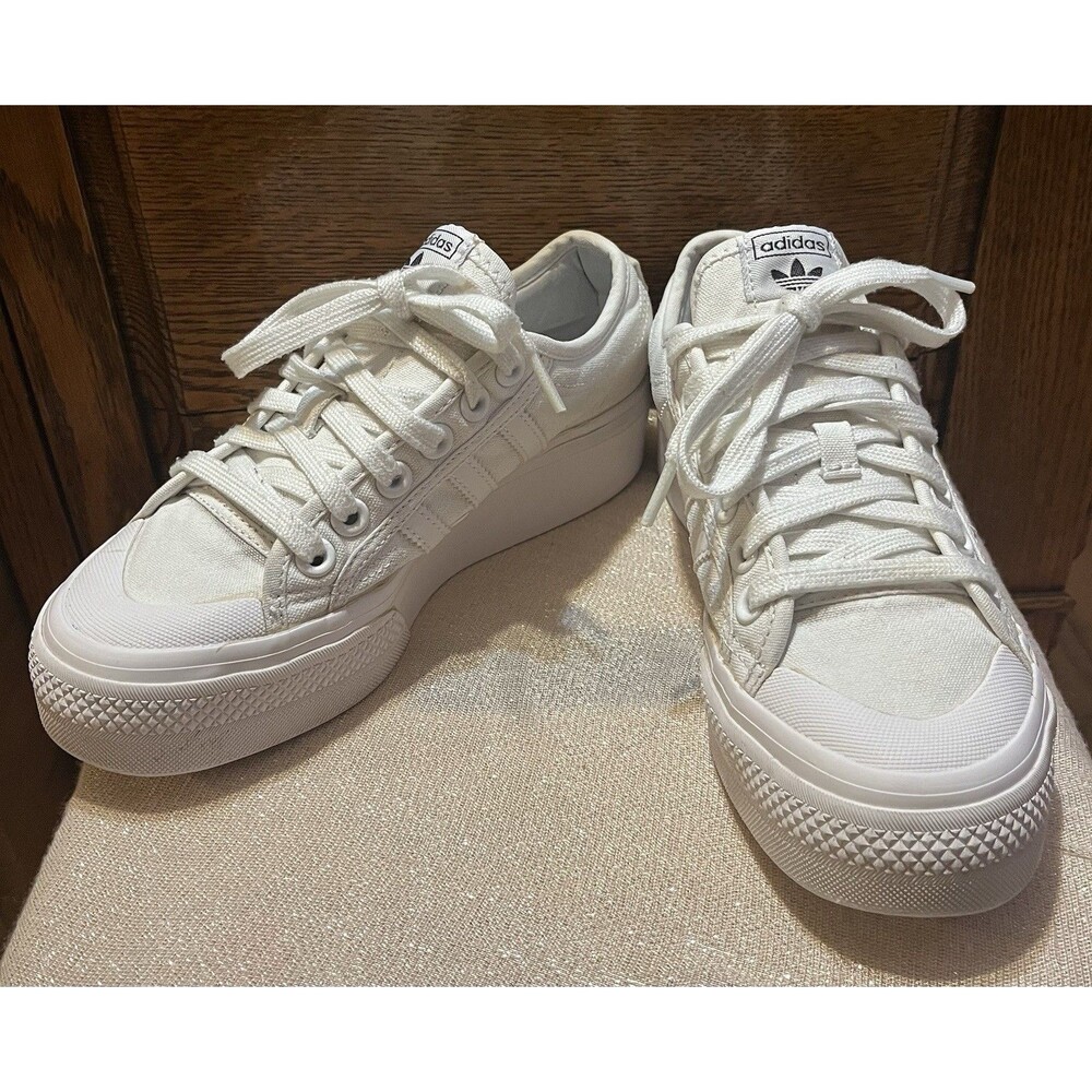 Adidas Women’s Nizza Platform White Lace Up Sneakers Size 6.5
